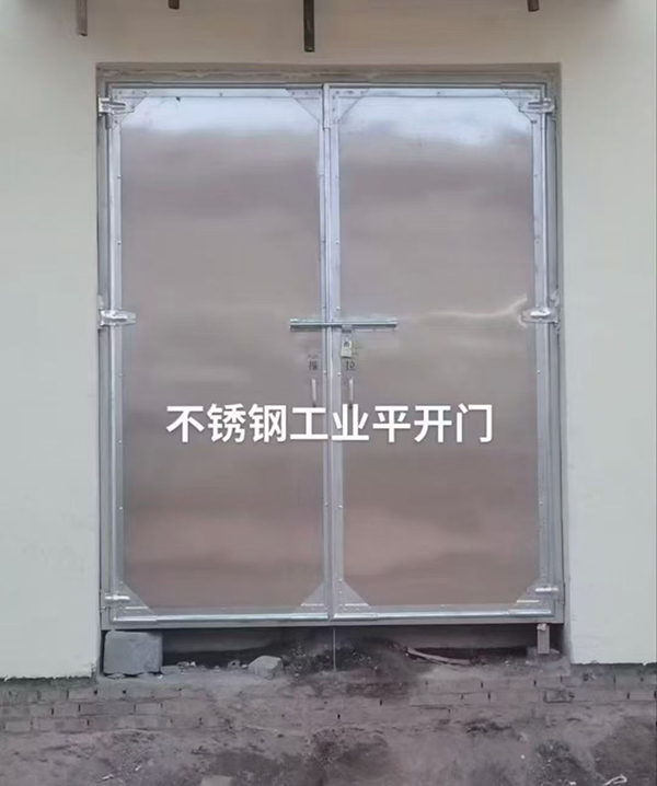 不锈钢甘州工业平开门在现代工业场景中的应用实践